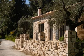 Akathistos Cottage - Image 3