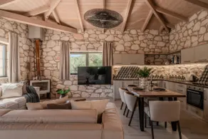 Akathistos Cottage - Image 4