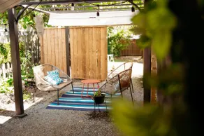 Beach Vibes Hideaway | Warm & Cozy Retreat - Image 4