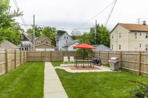 Potter Lower · Funky 2.5BR in the Heart of Bay View - w/ Parking - Image 5