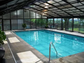 Resort:Pool, TikiBar &Grill, Pickleball, Golf, Gym - Image 2