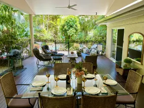 Tropical Paradise Luxury Home Kewarra Beach - Image 3