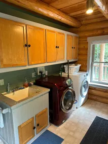 Log Home Upper Unit - Hot Tub - Fall Foliage - Image 4