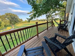 The Vineyard Penthouse - Beautiful Inside & Out - Image 3
