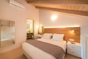 Two-storey Maisonnette in the Heart of the Town ! - Image 2