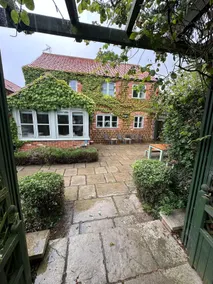 Homely Open Plan Cottage near to Heacham Beach - Image 2