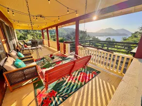 Cozy Lakefront Retreat - Private Trails & Beach - Image 3