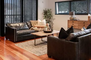 Olsen Penthouse - Art House Townhouses - Image 2