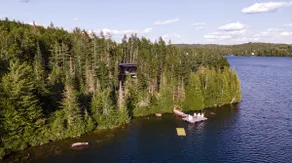Luxury waterfront chalet with fireplace, dock, quiet lake & hot tub - Image 5