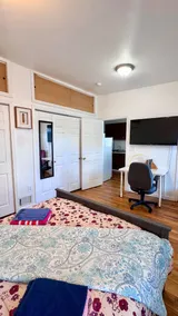 1BR apt, 2nd floor, parking, central AC - Image 4