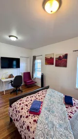 1BR apt, 2nd floor, parking, central AC - Image 5