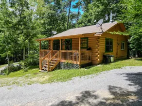 Josie's - Hot Tub - 14 Mi to Dollywood - Fire Pit - Image 3