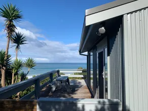 Surf Shack - Beach Front - Image 5