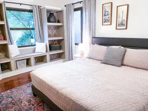 Cardinal House: Foosball, Full Fence, King Bed - Image 3