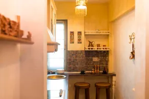 Hidden Gem Antique Apartment with City Views - Image 3