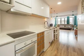 CartagenaFlats, Modern 3-Bedroom Apartment - Image 4