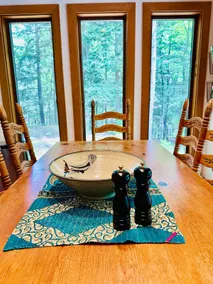 Sunny Mtn Chalet w/Hot Tub, Sauna & Hiking Trails - Image 5