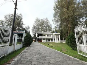 Spacious Villa Berastagi Beautiful A32 - Tebu Manis - Image 3