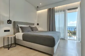 Marea Luxury Suites - Image 5