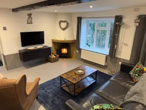 Greystones Cottage - Dog friendly riverside garden - Image 2