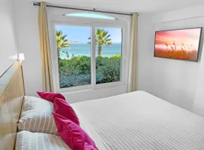 ☼ First Row First Floor right next to the Beach! ☼ - Image 2