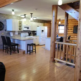 The Log Cabin - Image 3