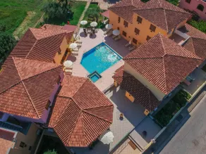 Idyllic Residence Cala Viola 2 Bedroom Sleeps Num1382 - Image 3