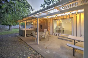 Hot Tub House! Large House for Entertaining Fun! - Image 5