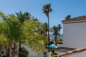 Marbella Villa Monteros - Image 2