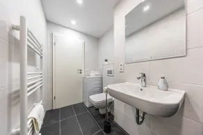 Pilot suite with balcony - Image 5