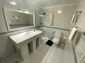 Apartment in Oeiras near Lisbon - Image 4