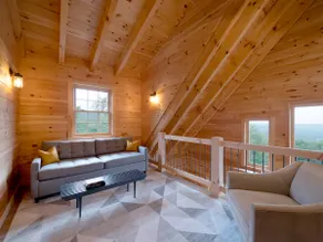 3BR/2BA Chalet w/ Incredible Views on 20+ Acres - Image 2