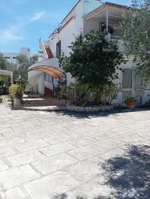 Villa Roses - Image 2