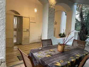 Villa Roses - Image 3