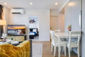 City Views Apt | 2BR | 1 Queen Bed | 2 Single Beds - Image 3