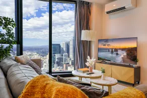City Views Apt | 2BR | 1 Queen Bed | 2 Single Beds - Image 5