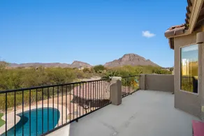 Beautiful large Tucson Gem with your own POOL! - Image 4