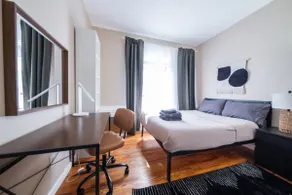 Sunny 4BR/2BA Retreat in Morningside Heights, NYC - Image 4
