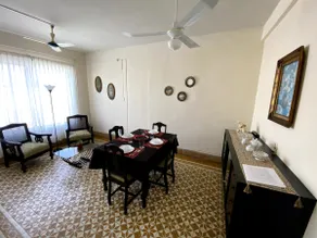 Spacious, self-contained, vintage suite in a central location - Image 5