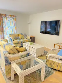 Canal-front, pet-friendly home 2 mi to Beach + Kayaks! - Image 5
