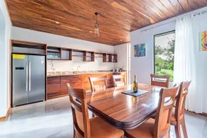 Cougar Cloud Forest Escape · Wine, Views & Farm - Image 4
