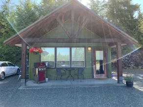 Sockeye Cottages Gatehouse- stunning sunsets - Image 2