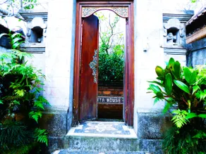 Bali holiday home, 2 bedrooms with private pool - Image 2