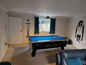 Hereford - Finch House - Modern 4 Bedroom House Located in South Hereford, Dog Friendly With Nearby Countryside, Pool Table, Sleeps up to 10 Guests - Hosted by RENTMYHOUSE - Image 3