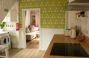 Entire Village Cottage w/Garden & Free Parking - Image 4
