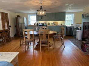 Quaco Cottages - The Shipbuilder's Cottage-Two Century Old Charm - Image 5