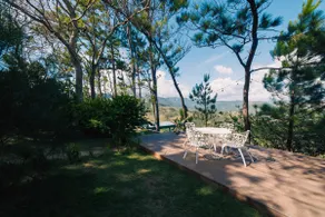 Mountain cabin with private pool in Panama - Image 3