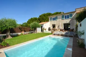 Renovated Comfortable House with Garden & Pool. - Image 2