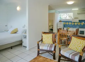 Arlingtons - The Coastal Studio - Image 3