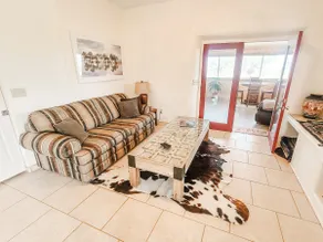 Cochise Casita | Unique Straw-Bale Desert Retreat - Image 4